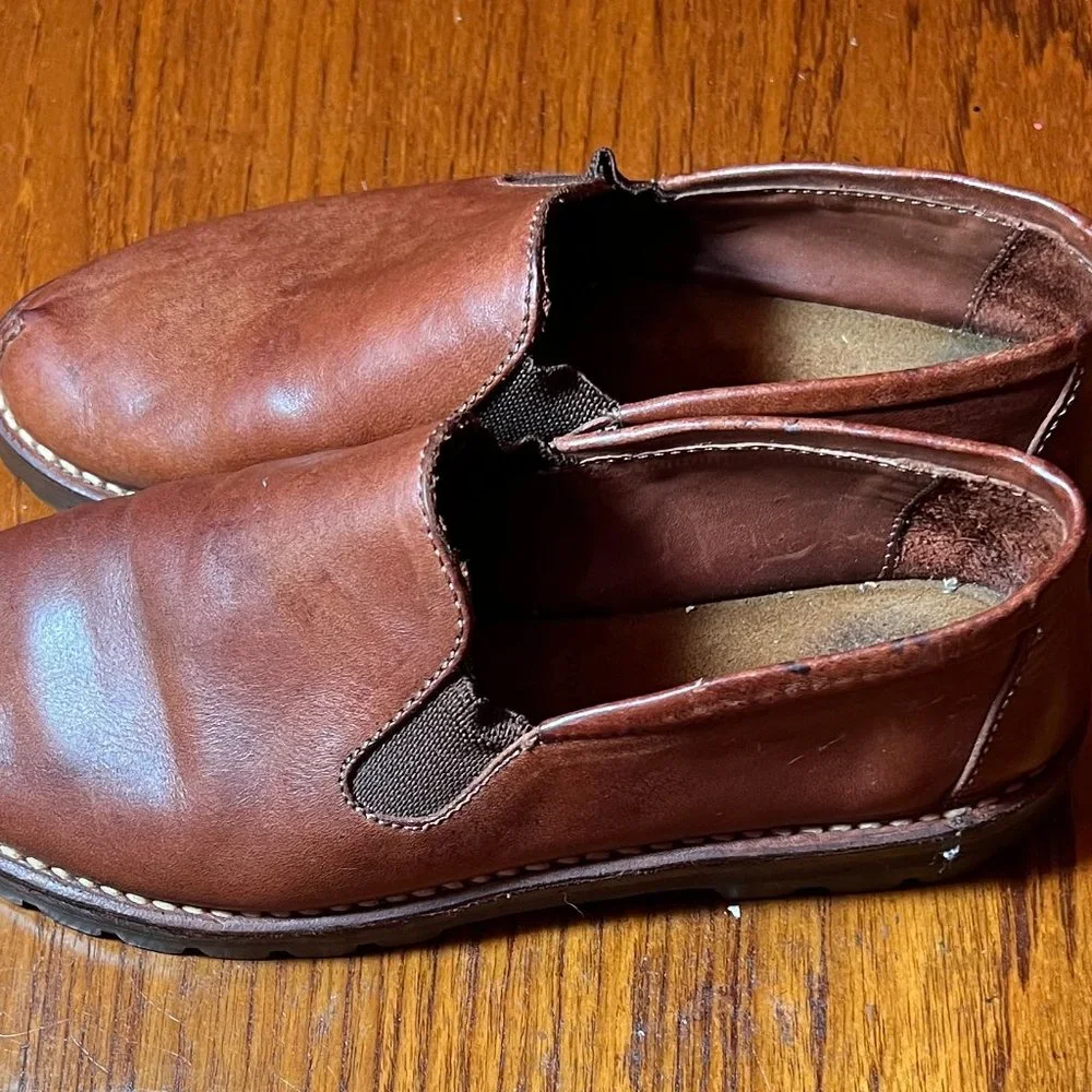 Cole Haan loafer size 5.5 tan